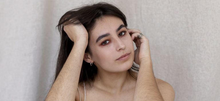 Hirsutismo: 3 Razones Científicas por las que el Láser Médico es la Solución Definitiva